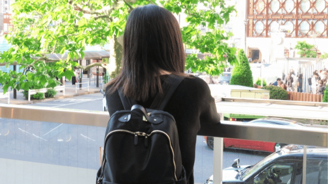 21歳 高卒フリーター 就職 女