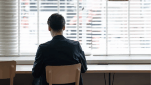 28歳フリーターが接客業から正社員営業職を目指した話｜年収250万円から700万円を狙った転職活動の実話