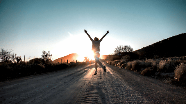 理学療法士の夢を諦めた大卒フリーター23歳が10〜15社の選考を経て就職活動を続けた体験談のアイキャッチ画像