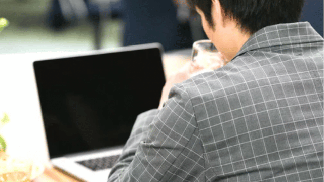 専門学校卒・正社員3ヶ月離職の20歳フリーター男性がゲームサポートアルバイト経験を活かして接客販売営業系の就職を目指した記録