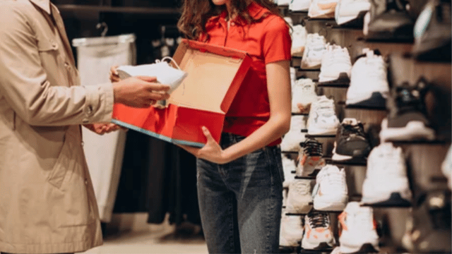 接客6社経験の20歳専門中退女性フリーターが手取りアップとデスクワーク転換を目指して転職エージェントで正社員就職活動を始めた記録