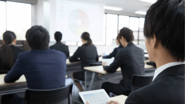 高校中退後に税理士の夢を諦めた21歳フリーター