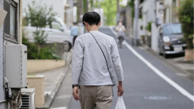 新卒6ヶ月でパワハラ退職した22歳大卒男性が、応援団副団長の経験とボディビル部の根性を武器に次のキャリアを切り開いた話
