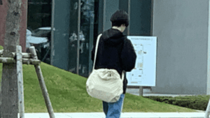 バイク屋の事務職で1年、モラハラ環境を辞めた21歳が、HTML経験とECサイト運用スキルを武器に次のキャリアを探した話