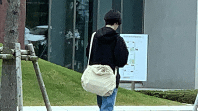 バイク販売会社の事務職を1年で退職した高卒21歳男性がHTML経験とEC運用スキルを活かしてIT系正社員就職を目指した体験談