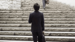 新卒2週間で退職した大卒フリーター22歳男性が転職の軸を探しながら就職活動をやり直した体験談