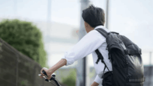 バイトを転々と2年、声優の夢を持ちながらIT系を目指した20歳高卒フリーター男性が「そろそろ正社員に」と動き出した話