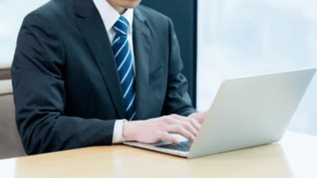 大学中退23歳フリーター男性が60社以上に応募して人材派遣営業会社の正社員内定を獲得した就職成功体験談のアイキャッチ画像