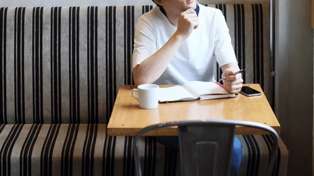 エンジニアか営業かで悩んでいるフリーターの就活